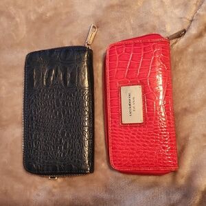 Liz Claiborne Clutch Wallets (2)